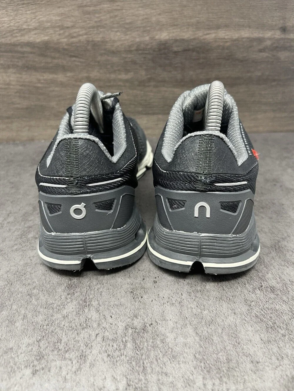 ON Cloudflyer Sneakers Womens Size 8.5 Grey Black Athletic Trainer